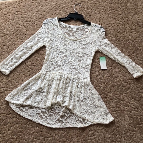 NWT Decree Ivory Lace Peplum Top - Picture 6 of 8